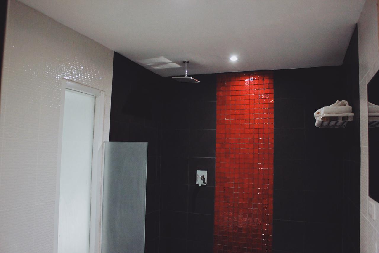 Henry'S Hotel & Gastropub Μπανγκόκ Εξωτερικό φωτογραφία