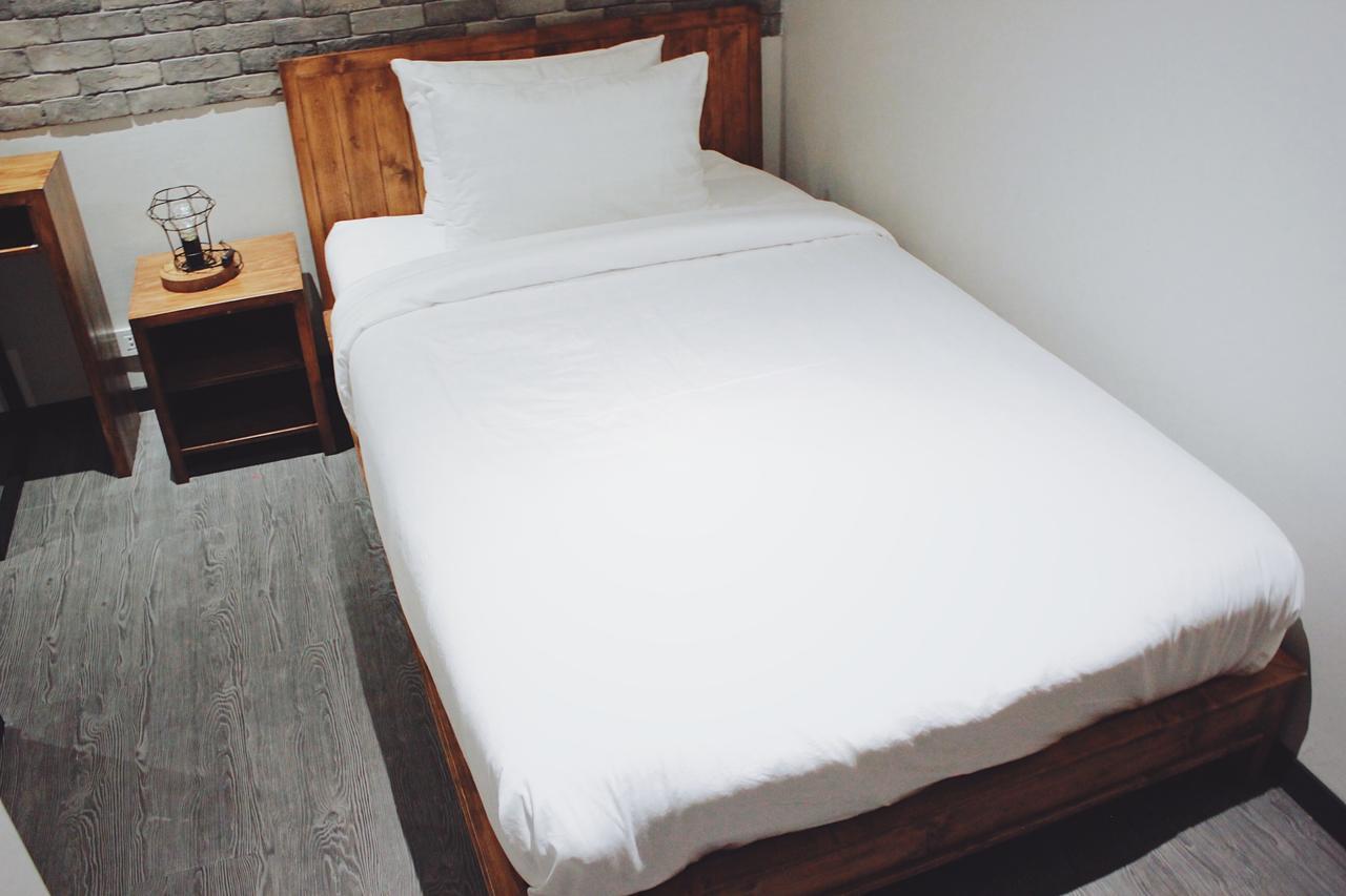 Henry'S Hotel & Gastropub Μπανγκόκ Εξωτερικό φωτογραφία